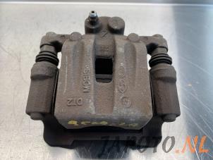 Used Rear brake calliper, left Kia Sportage (SL) 2.0 CVVT 16V 4x2 Price € 49,95 Margin scheme offered by Japoto Parts B.V.