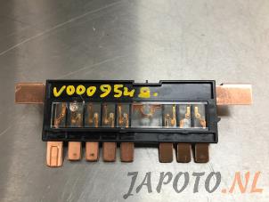 Used Fuse box Kia Venga 1.6 CVVT 16V Price € 59,95 Margin scheme offered by Japoto Parts B.V.