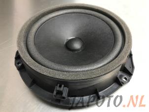 Used Speaker Kia Venga 1.6 CVVT 16V Price € 14,95 Margin scheme offered by Japoto Parts B.V.