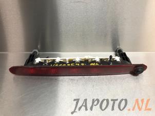 Usados Luz de frenos adicional centro Suzuki Swift (ZA/ZC/ZD) 1.2 16V Precio € 29,95 Norma de margen ofrecido por Japoto Parts B.V.