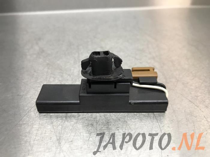 Używane Keyless Entry-Antena Suzuki Swift (ZA/ZC/ZD) 1.2 16V Cena € 15,70 Procedura marży oferowane przez Japoto Parts B.V.