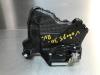 Toyota RAV4 (A3) 2.0 16V Valvematic 4x4 Serrure avant droite