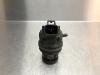 Toyota RAV4 (A3) 2.0 16V Valvematic 4x4 Réservoir lave-glace arrière