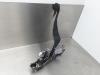 Toyota RAV4 (A3) 2.0 16V Valvematic 4x4 Pédale de frein
