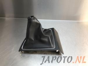 Used Gear stick cover Hyundai i20 (GBB) 1.2i 16V Price € 24,19 Inclusive VAT offered by Japoto Parts B.V.