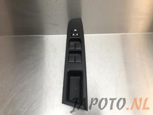 Used Multi-functional window switch Toyota Yaris III (P13) 1.5 16V Hybrid Price € 24,99 Margin scheme offered by Japoto Parts B.V.