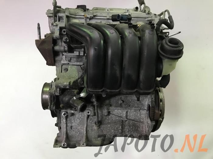 Engine from a Toyota RAV4 (A3) 2.0 16V Valvematic 4x4 2010