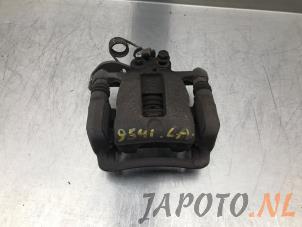 Used Rear brake calliper, left Hyundai i20 (GBB) 1.2i 16V Price € 60,44 Inclusive VAT offered by Japoto Parts B.V.
