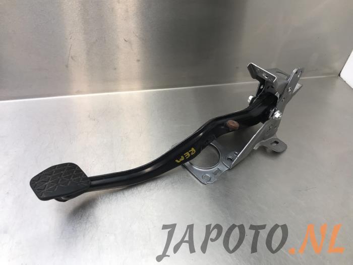Używane Pedal hamulca Mazda CX-5 I (KE,GH) 2.2 SkyActiv-D 16V 2WD Cena € 31,45 Procedura marży oferowane przez Japoto Parts B.V.