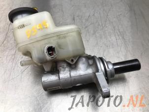 Usagé Cylindre de frein principal Toyota RAV4 (A3) 2.2 D-CAT 16V 4x4 Prix € 39,95 Règlement à la marge proposé par Japoto Parts B.V.