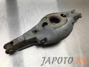 Usagé Bras de suspension bas arrière droit Toyota RAV4 (A3) 2.2 D-CAT 16V 4x4 Prix € 49,95 Règlement à la marge proposé par Japoto Parts B.V.