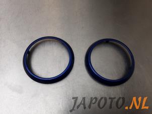 Usados Embellecedore para tablero de instrumentos Toyota Aygo (B10) 1.0 12V VVT-i Precio € 9,96 Norma de margen ofrecido por Japoto Parts B.V.