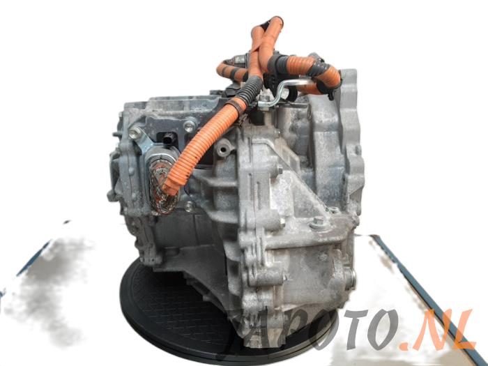 Gearbox Toyota Yaris III 1.5 16V Hybrid - 1NZFXE 3090052010