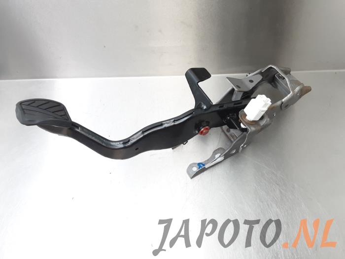 Używane Pedal hamulca Suzuki SX4 S-Cross (JY) 1.6 16V Cena € 78,74 Procedura marży oferowane przez Japoto Parts B.V.