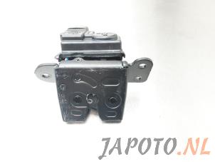 Usagé Mécanique de verrouillage hayon Kia Niro I (DE) 1.6 GDI Hybrid Prix € 49,95 Règlement à la marge proposé par Japoto Parts B.V.