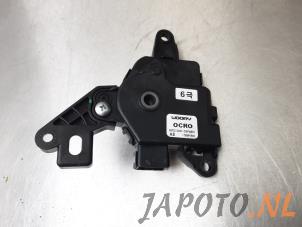 Used Heater valve motor Kia Niro I (DE) 1.6 GDI Hybrid Price € 29,95 Margin scheme offered by Japoto Parts B.V.