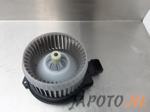 Used Heating and ventilation fan motor Suzuki SX4 S-Cross (JY) 1.6 16V Price € 99,95 Margin scheme offered by Japoto Parts B.V.