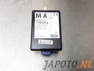 Used Central door locking module Toyota Auris (E18) 1.8 16V Hybrid Price € 29,95 Margin scheme offered by Japoto Parts B.V.