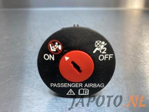 Used Airbag lock Suzuki Swift (ZC/ZD) 1.2 Dual Jet 16V Price € 14,98 Margin scheme offered by Japoto Parts B.V.