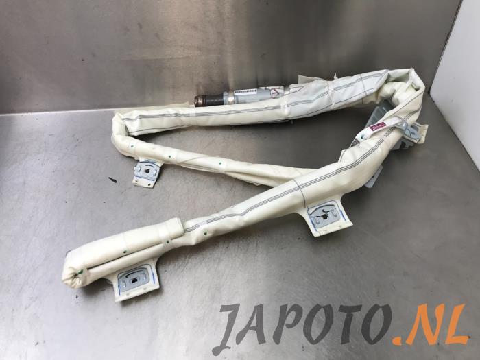 Używane Kurtyna prawa Isuzu D-Max (TFR/TFS) 2.5 D Twin Turbo 4x4 Cena € 95,23 Z VAT oferowane przez Japoto Parts B.V.