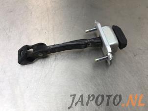 Used Front door stop 4-door, right Isuzu D-Max (TFR/TFS) 2.5 D Twin Turbo 4x4 Price € 36,30 Inclusive VAT offered by Japoto Parts B.V.