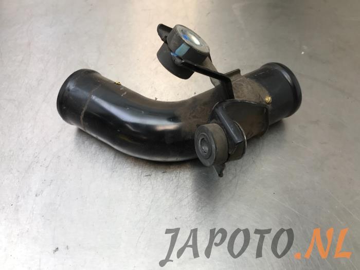 Gebrauchte Intercooler Rohr Isuzu D-Max (TFR/TFS) 2.5 D Twin Turbo 4x4 Preis € 44,41 Mit Mehrwertsteuer angeboten von Japoto Parts B.V.