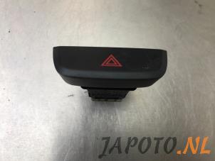 Used Panic lighting switch Isuzu D-Max (TFR/TFS) 2.5 D Twin Turbo 4x4 Price € 12,04 Inclusive VAT offered by Japoto Parts B.V.