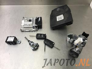 Used Ignition lock + computer Hyundai iX20 (JC) 1.6i 16V Price € 149,95 Margin scheme offered by Japoto Parts B.V.