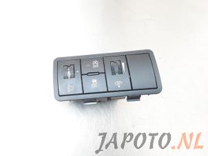 Used Switch Hyundai iX20 (JC) 1.6i 16V Price € 29,95 Margin scheme offered by Japoto Parts B.V.