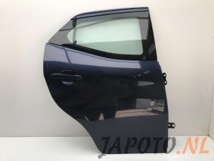 Usagé Portière 4portes arrière droite Toyota Aygo (B40) 1.0 12V VVT-i Prix € 250,00 Règlement à la marge proposé par Japoto Parts B.V.