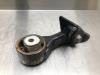 Gearbox mount from a Toyota Yaris III (P13) 1.0 12V VVT-i 2012