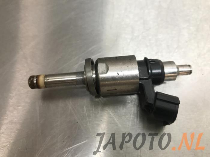 Injektor (Benzineinspritzung) van een Mazda 3 (BM/BN) 2.0 SkyActiv-G 120 16V 2016
