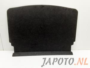 Used Boot mat Toyota Auris (E18) 1.8 16V Hybrid Price € 40,00 Margin scheme offered by Japoto Parts B.V.