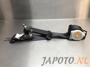 Usagé Insertion ceinture de sécurité arrière droite Honda Jazz (GD/GE2/GE3) 1.4 i-Dsi Prix € 44,99 Règlement à la marge proposé par Japoto Parts B.V.
