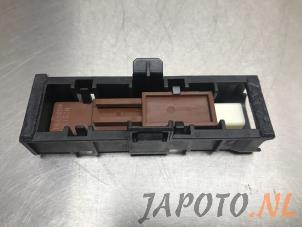 Używane Keyless Entry-Antena Subaru Legacy Wagon (BR) 2.5 16V Cena € 19,95 Procedura marży oferowane przez Japoto Parts B.V.