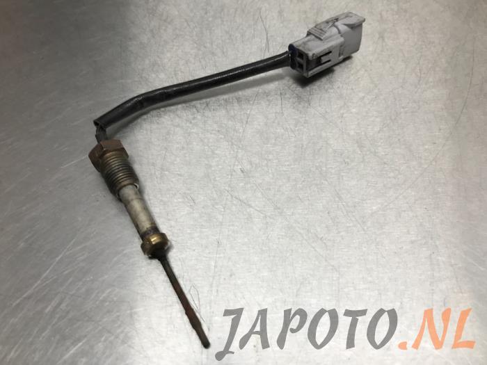 Usagé Sensor température d’échappement Toyota RAV4 (A3) 2.2 D-CAT 16V 4x4 Prix € 31,45 Règlement à la marge proposé par Japoto Parts B.V.