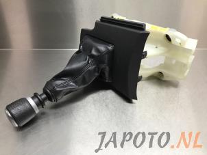 Usagé Timonerie de changement de vitesse Toyota RAV4 (A3) 2.2 D-CAT 16V 4x4 Prix € 49,95 Règlement à la marge proposé par Japoto Parts B.V.
