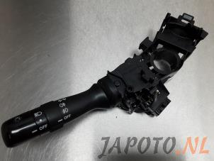 Usagé Commutateur lumière Toyota RAV4 (A3) 2.2 D-CAT 16V 4x4 Prix € 34,95 Règlement à la marge proposé par Japoto Parts B.V.