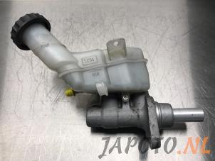 Usagé Cylindre de frein principal Mitsubishi Lancer Sports Sedan (CY/CZ) 1.8 MIVEC 16V Prix € 24,95 Règlement à la marge proposé par Japoto Parts B.V.