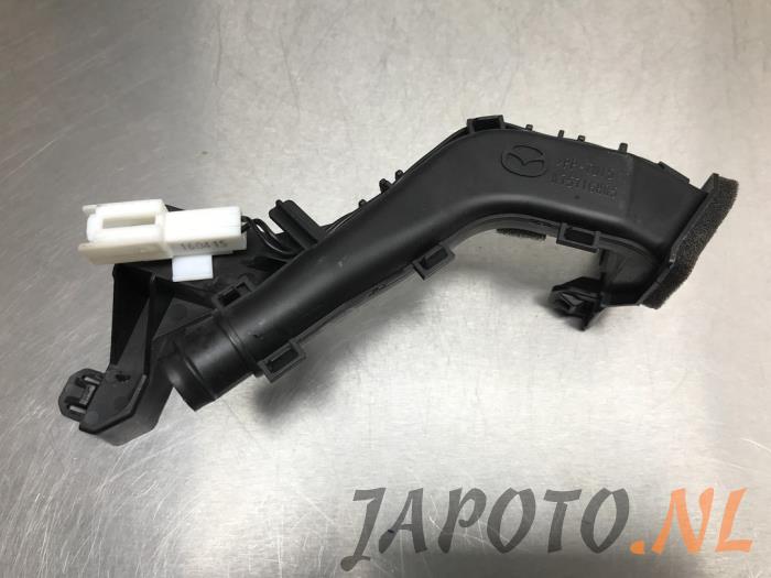 Begagnade Innetemperatursensor Mazda 2 (DJ/DL) 1.5 SkyActiv-G 90 Pris € 20,95 Marginaltabell erbjuds av Japoto Parts B.V.