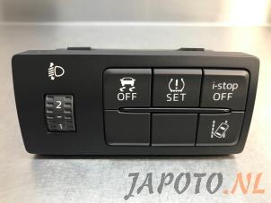 Used Switch Mazda 2 (DJ/DL) 1.5 SkyActiv-G 90 Price € 24,95 Margin scheme offered by Japoto Parts B.V.