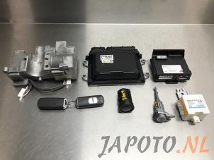 Usados Cerradura de contacto y ordenador Mazda 2 (DJ/DL) 1.5 SkyActiv-G 90 Precio € 399,00 Norma de margen ofrecido por Japoto Parts B.V.