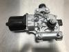 Front wiper motor from a Mazda 2 (DJ/DL) 1.5 SkyActiv-G 90 2017
