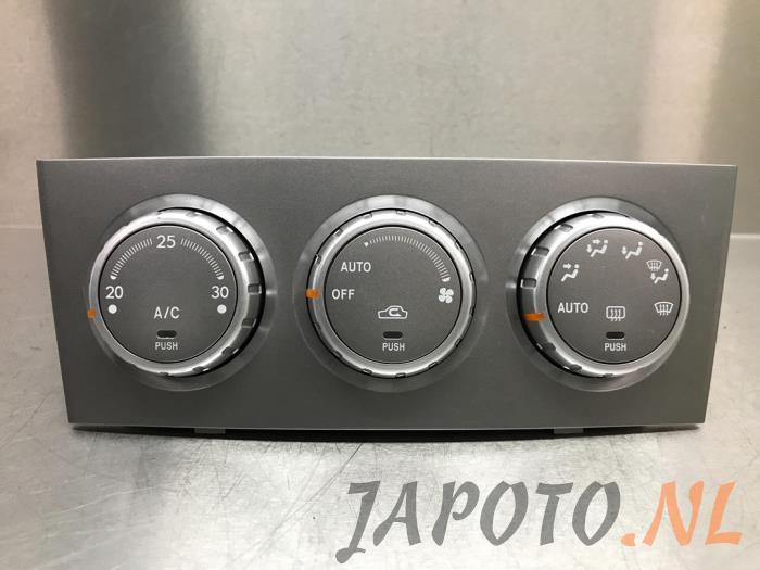 Heater control panel from a Subaru Forester (SG) 2.0 16V X 2006