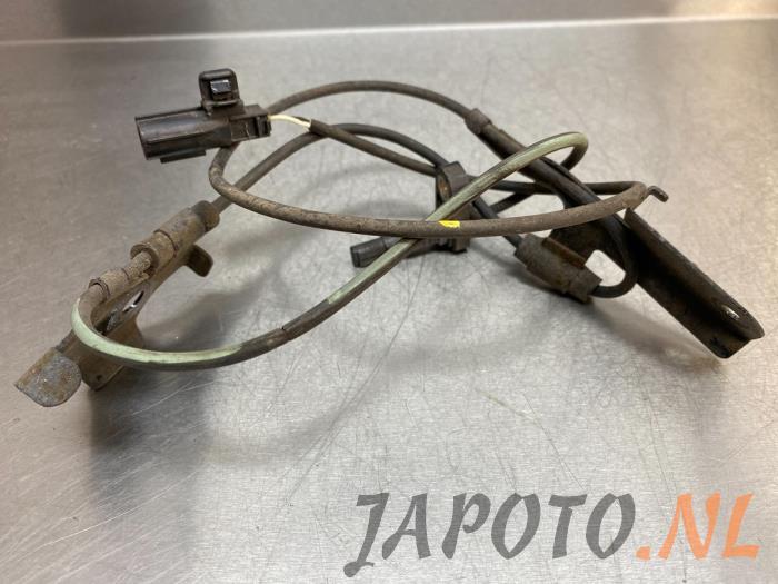 Używane Czujnik ABS Lexus CT 200h 1.8 16V Cena € 20,95 Procedura marży oferowane przez Japoto Parts B.V.