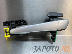 Used Rear door handle 4-door, left Lexus CT 200h 1.8 16V Price € 29,95 Margin scheme offered by Japoto Parts B.V.