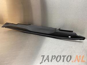 Gebrauchte Abdeckplatte sonstige Lexus CT 200h 1.8 16V Preis € 14,95 Margenregelung angeboten von Japoto Parts B.V.