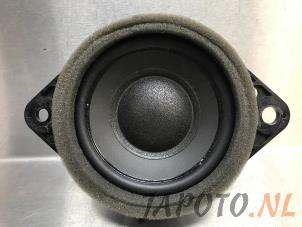 Used Speaker Lexus CT 200h 1.8 16V Price € 19,95 Margin scheme offered by Japoto Parts B.V.