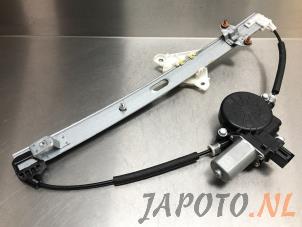 Używane Mechanizm szyby prawej przedniej wersja 4-drzwiowa Mazda CX-5 (KE,GH) 2.2 SkyActiv-D 16V 2WD Cena € 44,95 Procedura marży oferowane przez Japoto Parts B.V.