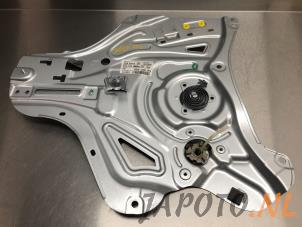Used Window mechanism 4-door, front left Hyundai iX35 (LM) 1.6 GDI 16V Price € 59,29 Inclusive VAT offered by Japoto Parts B.V.